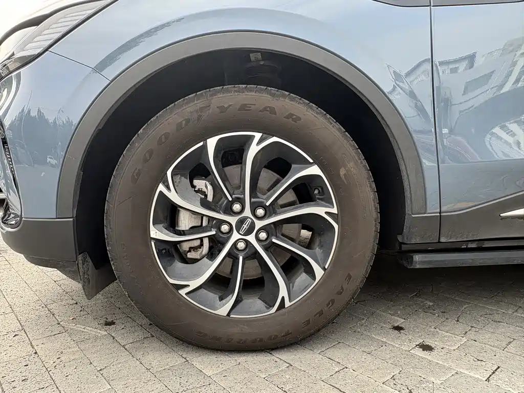 Lincoln Nautilus — миниатюра 11