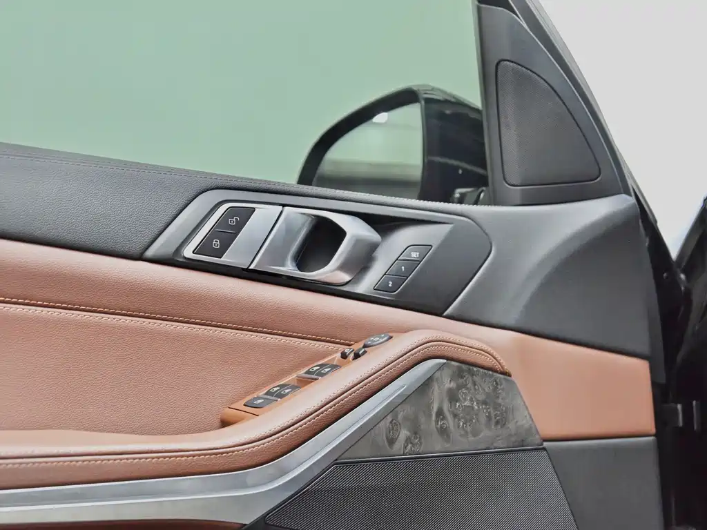 BMW X5 (Import) — миниатюра 18