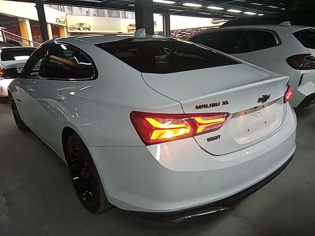 Chevrolet Malibu XL — миниатюра 5
