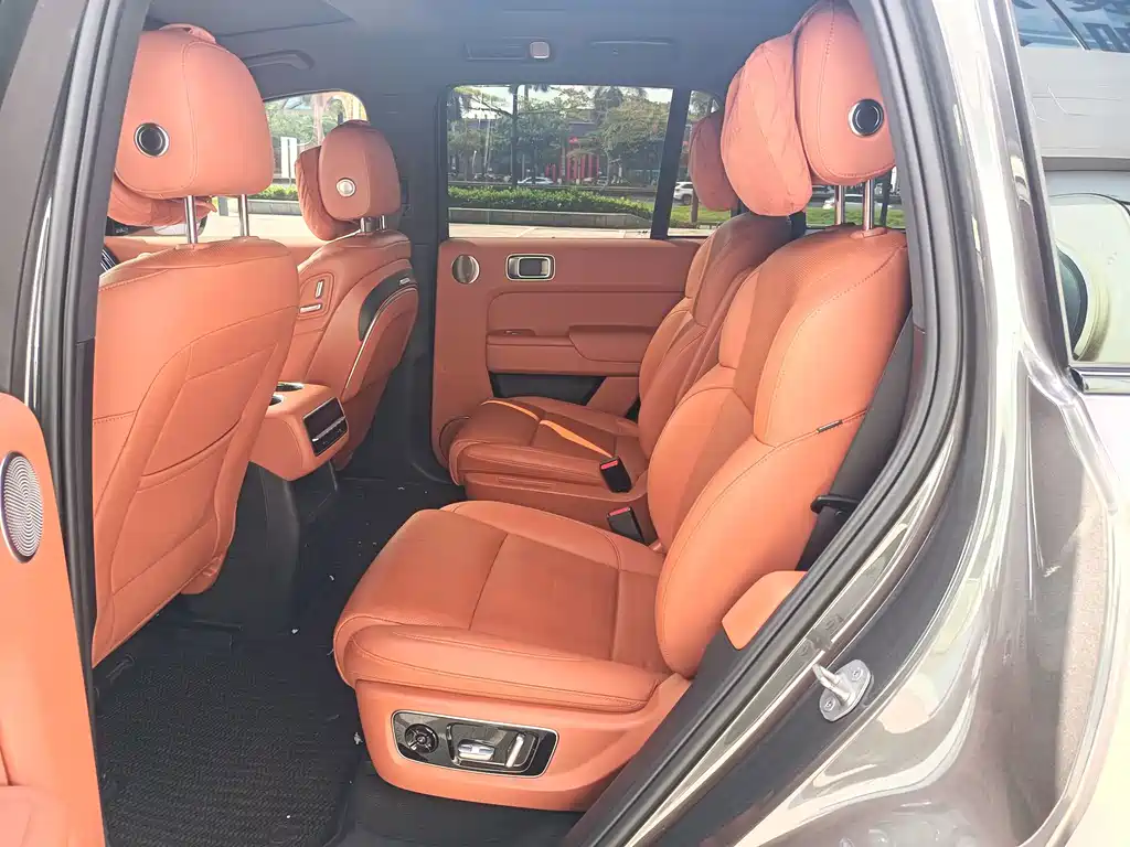 Li Auto Li L8 — миниатюра 6