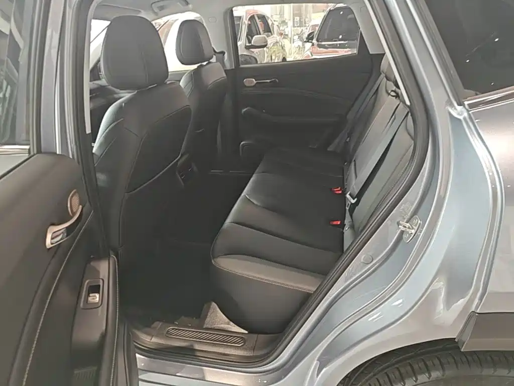 Baojun Yunhai — миниатюра 17