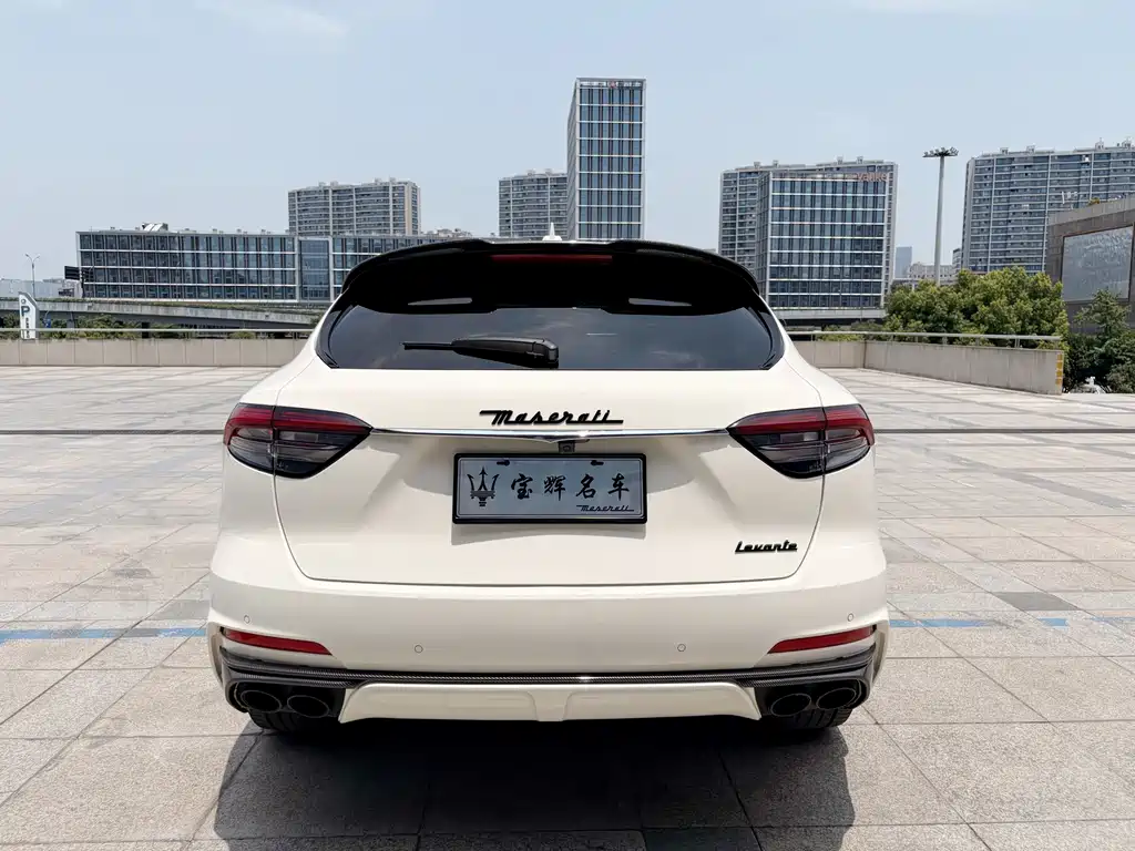 Maserati Levante — миниатюра 8
