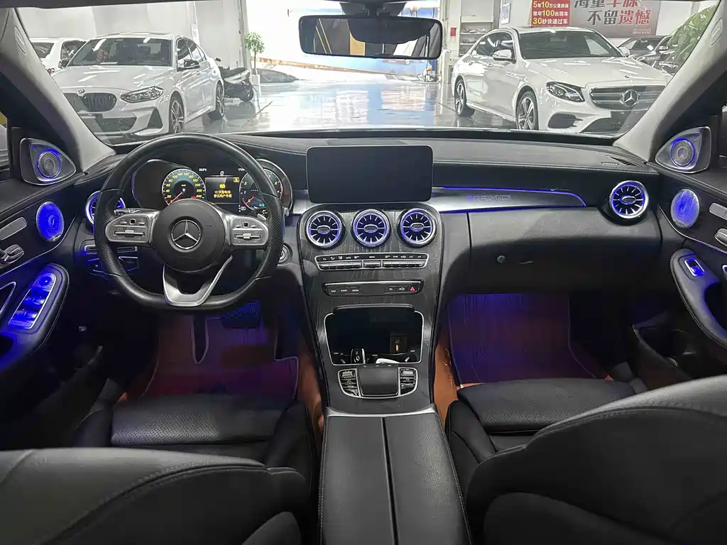 Mercedes-Benz C-Class — миниатюра 6