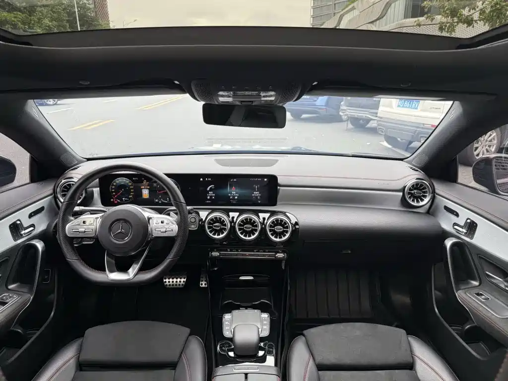 Mercedes-Benz CLA 2021 CLA 200 4MATIC