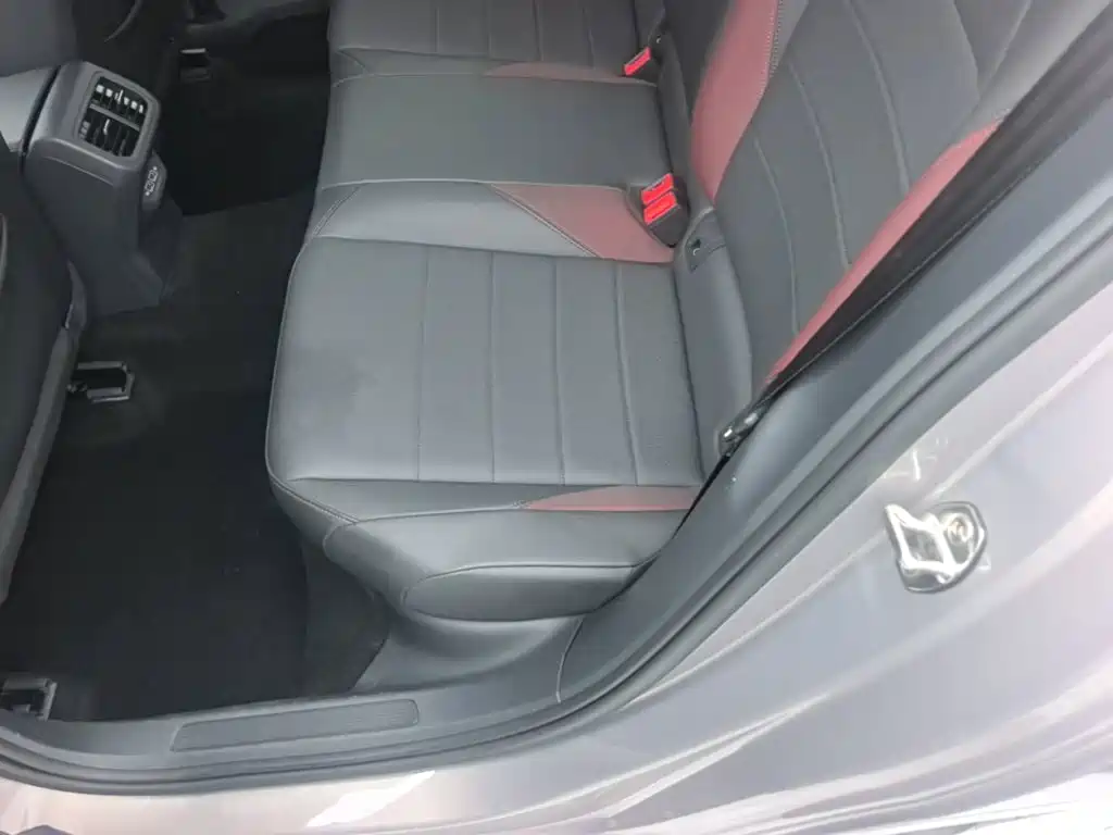 Volkswagen Bora — миниатюра 17