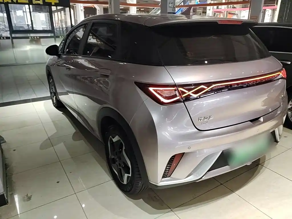 BYD Dolphin — миниатюра 5