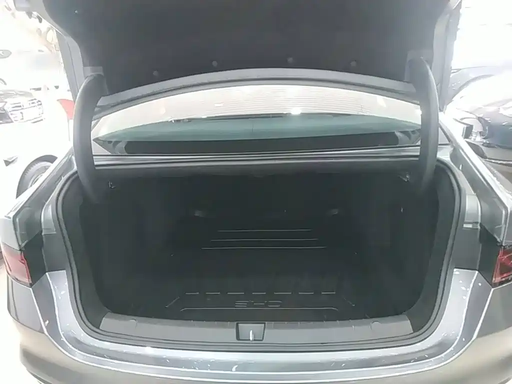 BYD Qin PLUS — миниатюра 19