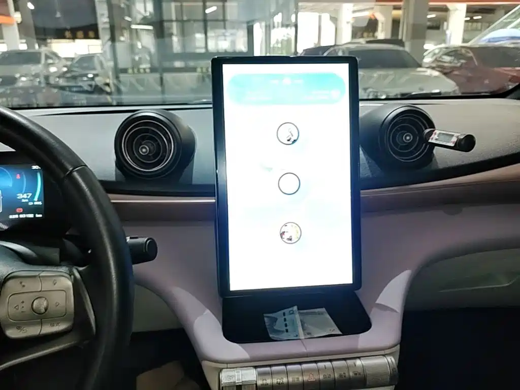 BYD Dolphin — миниатюра 13