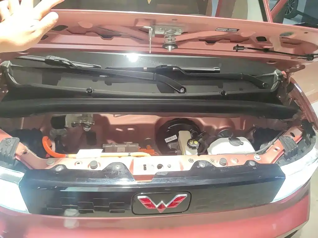 Wuling MINIEV — миниатюра 20