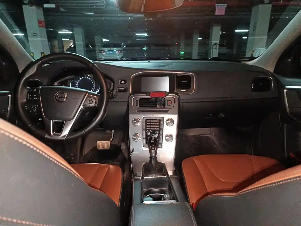 Volvo S60 — миниатюра 10