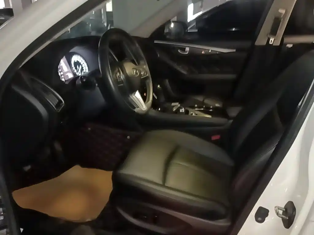 Infiniti Q50L — миниатюра 15