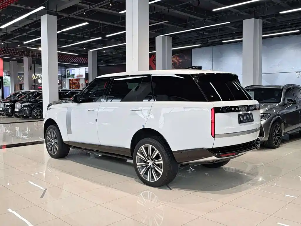 Land Rover Range Rover — миниатюра 7