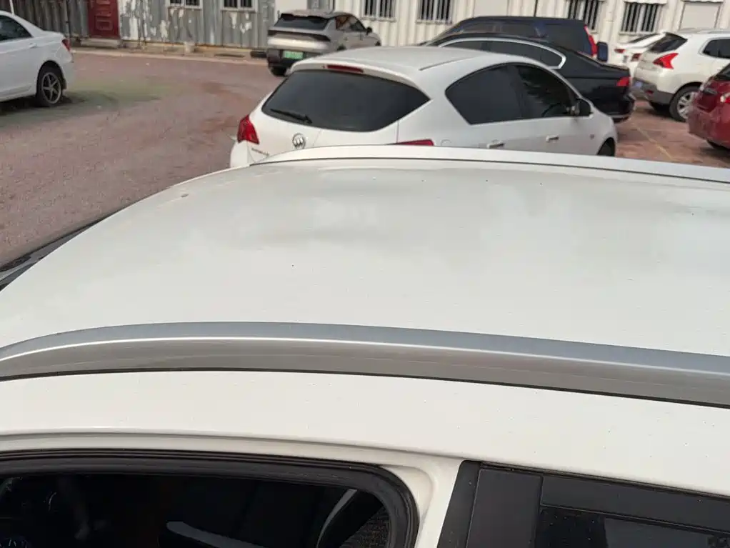 Toyota Yaris L — миниатюра 13