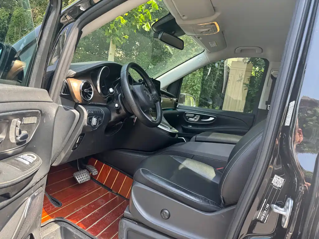 Mercedes-Benz V-Class V 2020 V 260 L Luxury
