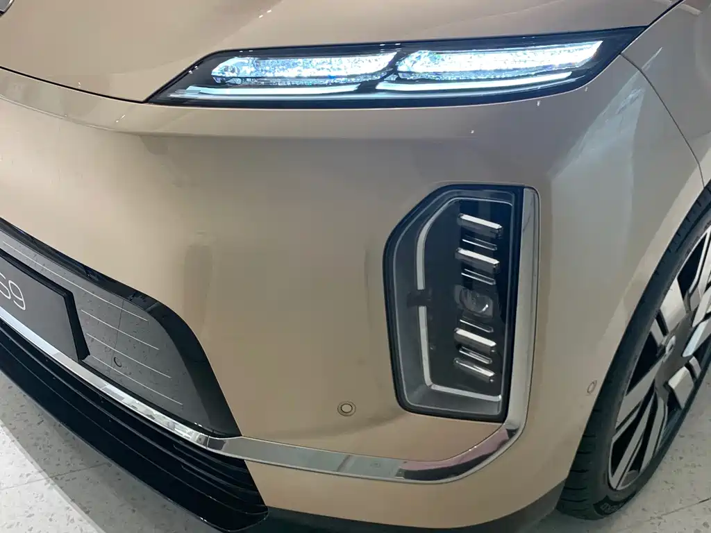 NIO ES9 — миниатюра 12