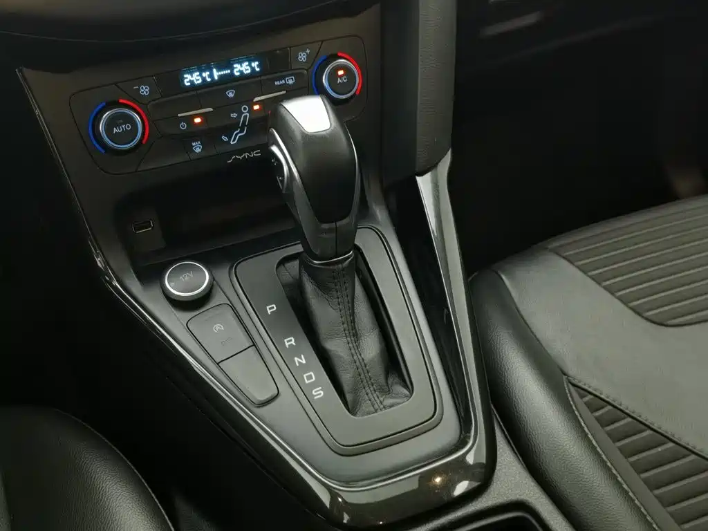 Ford Focus — миниатюра 13