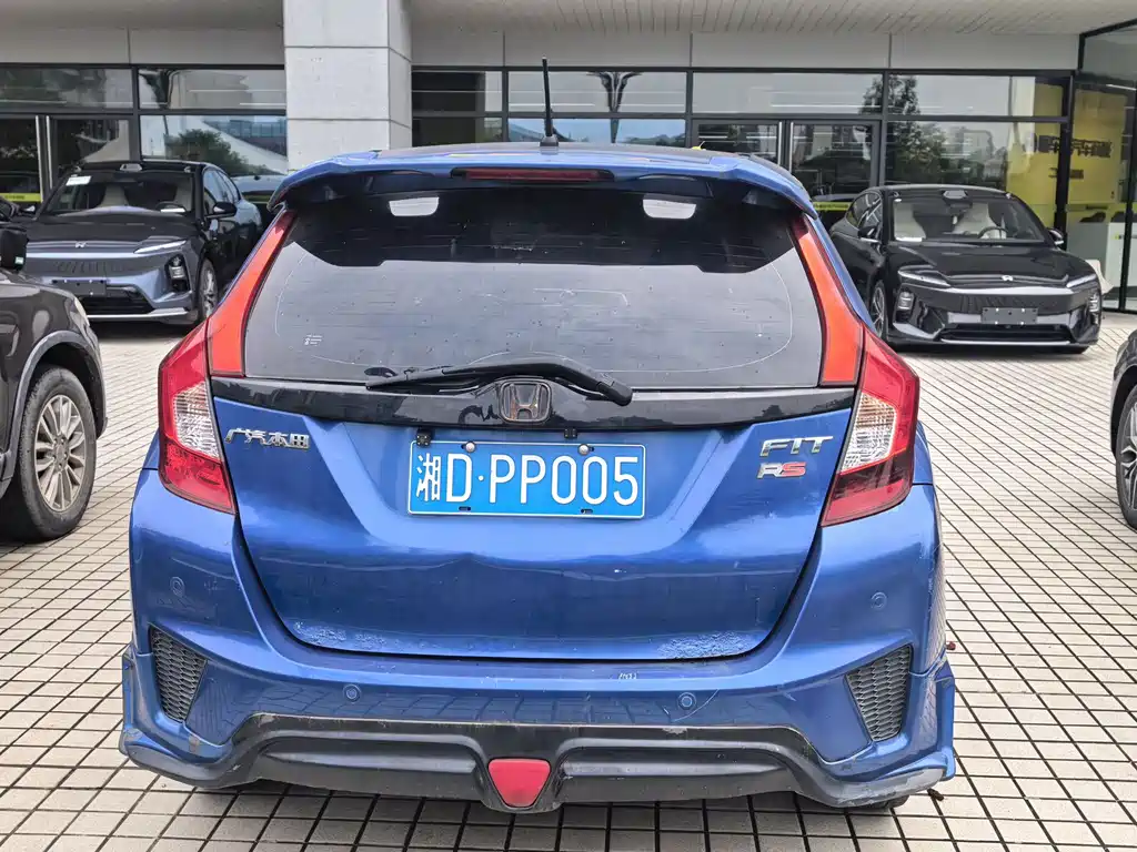 Honda Fit — миниатюра 3