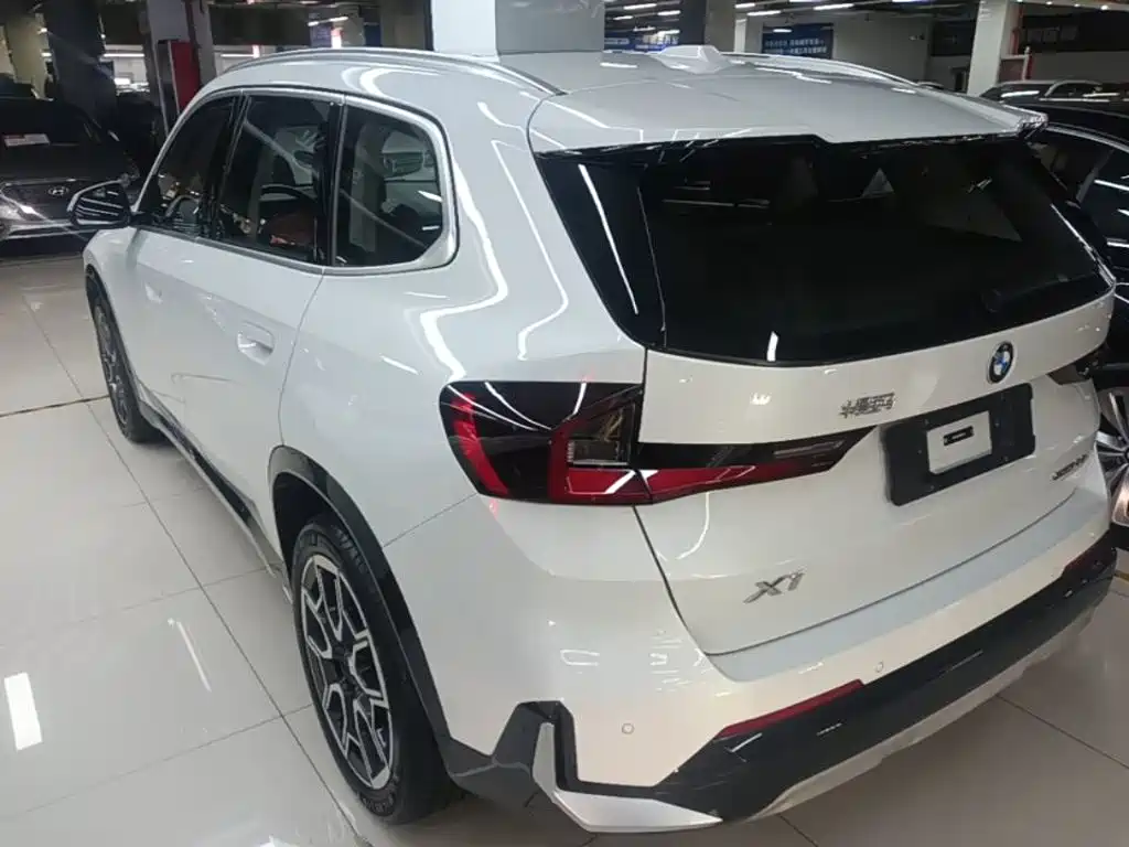 BMW X1 — миниатюра 5