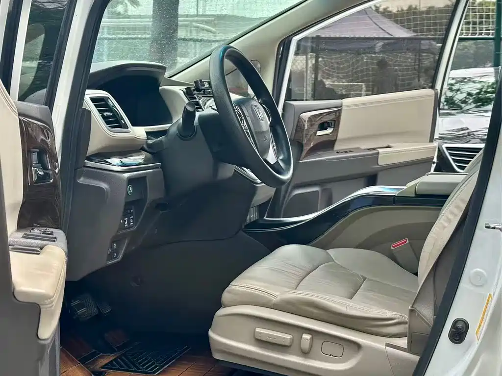 Honda Odyssey — миниатюра 4