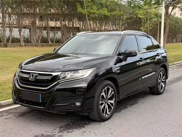 HONDA  UR V