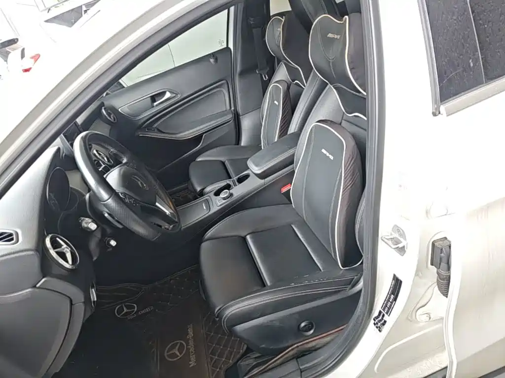Mercedes-Benz GLA — миниатюра 15