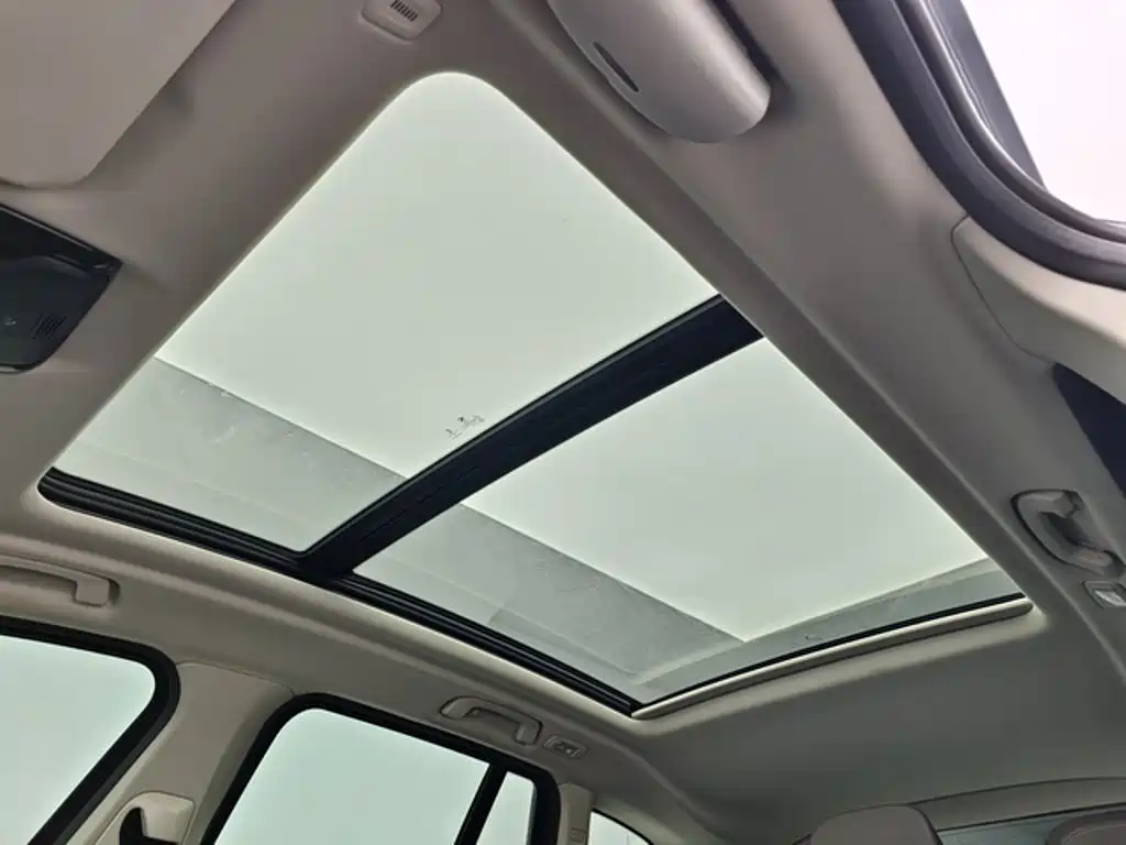 BMW X3 — миниатюра 7