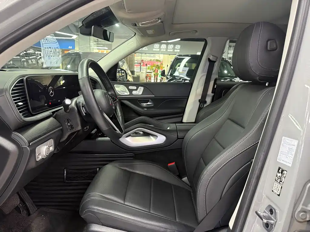 Mercedes-Benz GLE (Import) — миниатюра 4