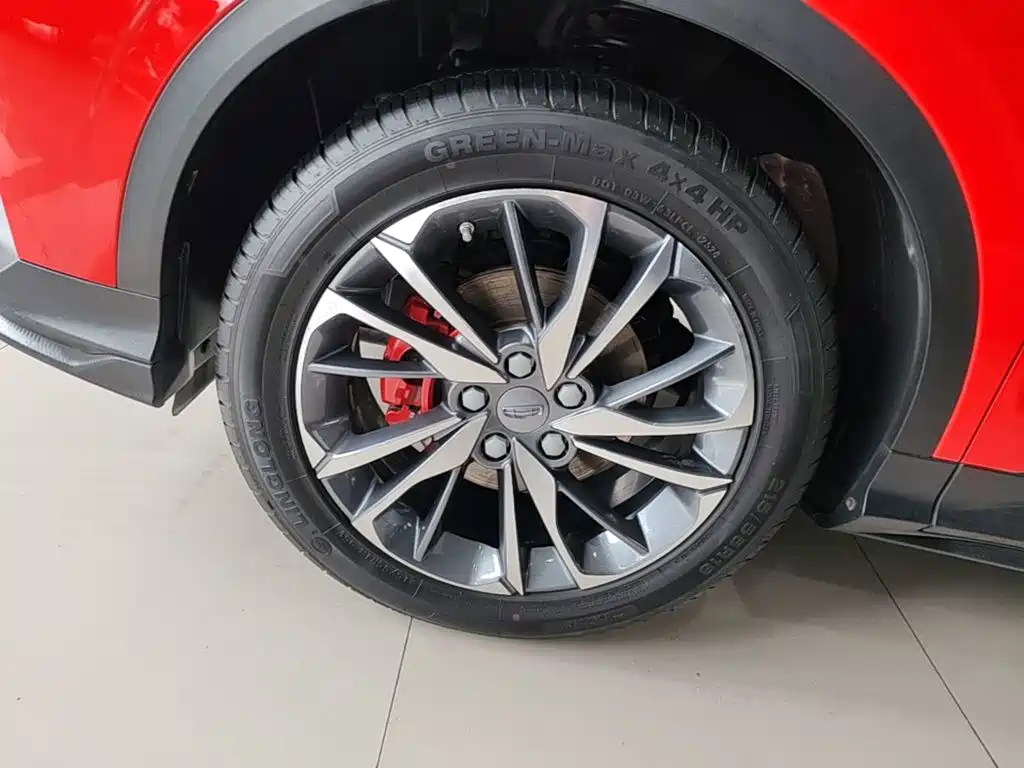 Geely Binyue — миниатюра 23