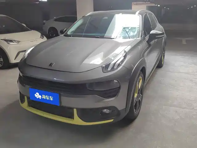Lynk & Co 02