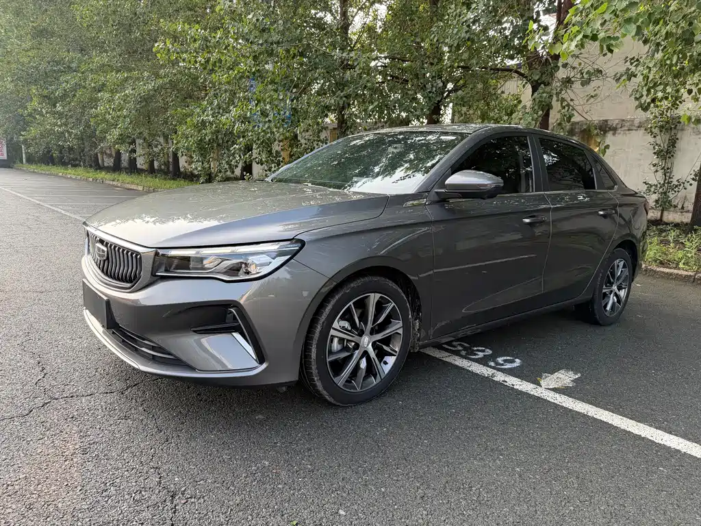 2023 Geely Emgrand GT - zdjęcie 1 z 24