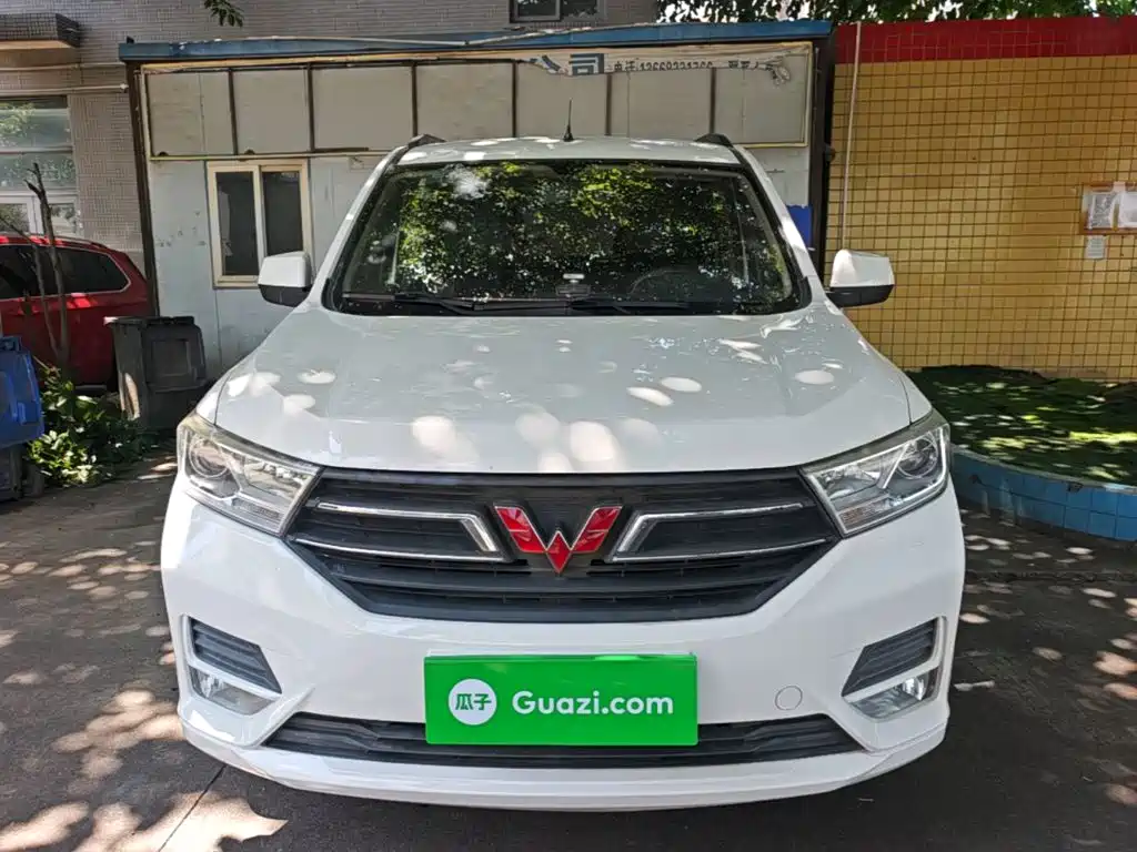 Wuling Hongguang — миниатюра 3