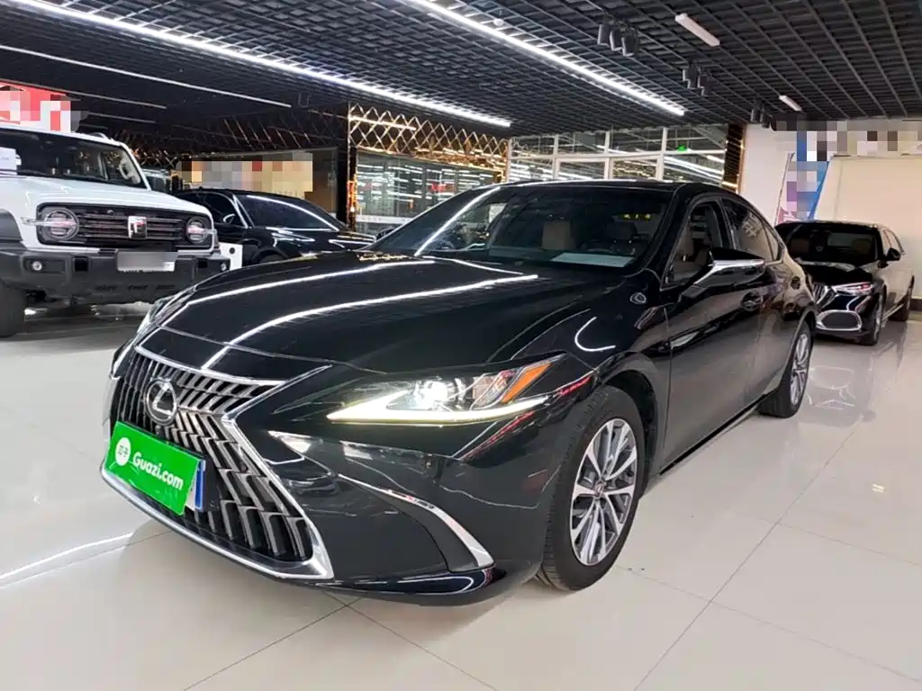 Lexus ES — миниатюра 2
