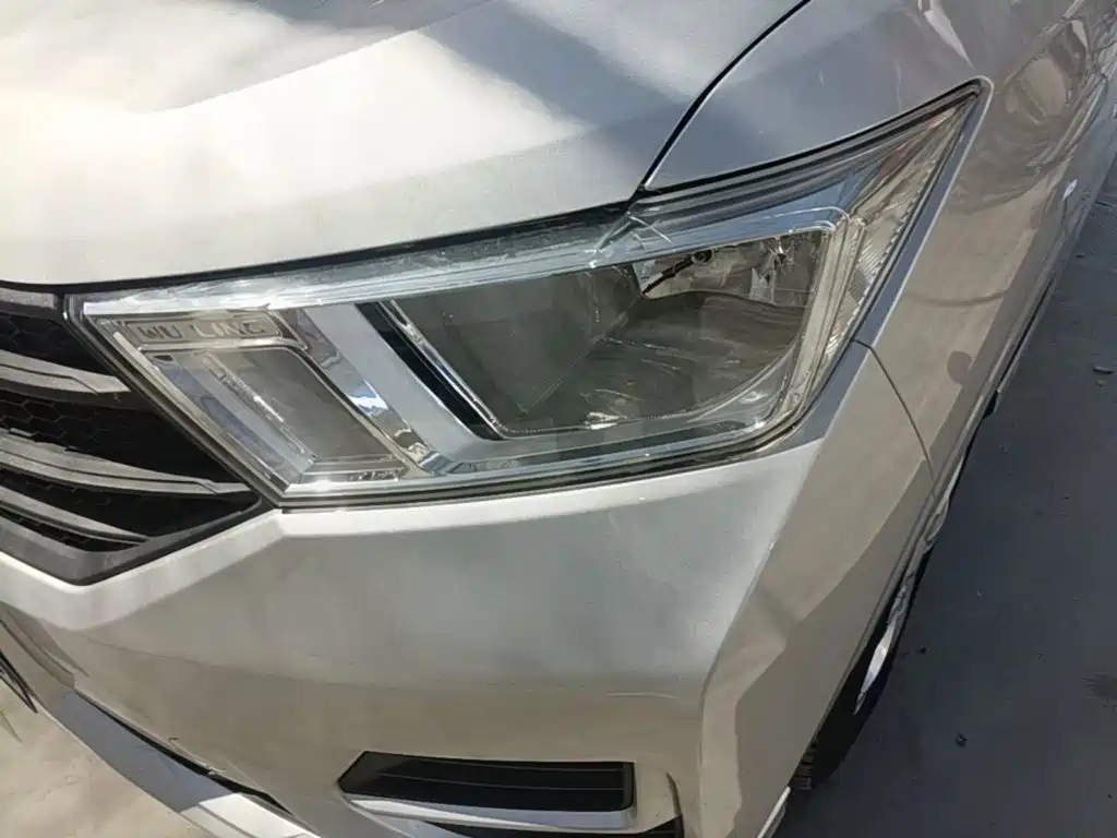 Wuling Hongguang — миниатюра 24