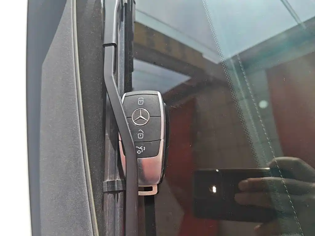 Mercedes-Benz GLC — миниатюра 9