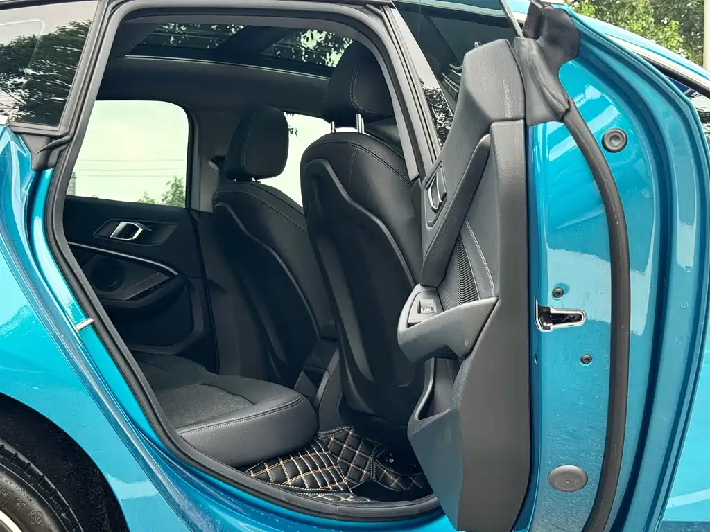 BMW 2 Series (Import) — миниатюра 14