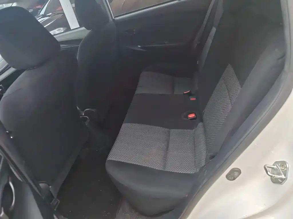 Toyota Vios FS — миниатюра 17