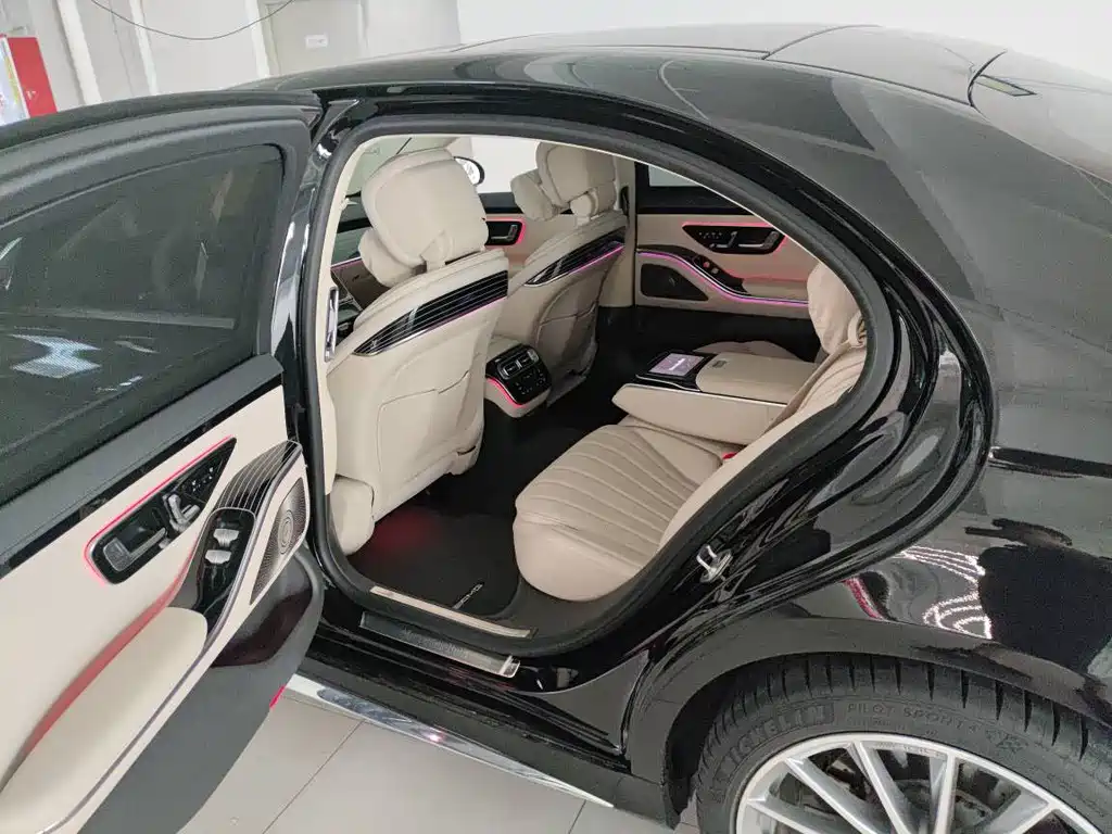 MERCEDES-BENZ S CLASS