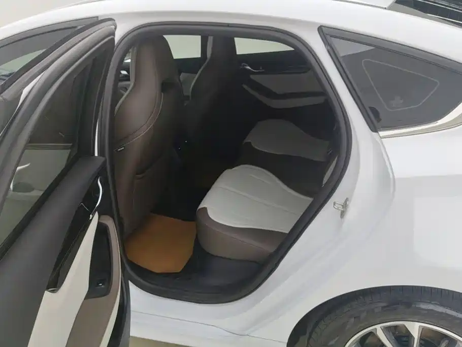 BYD Qin Plus — фотографии объявления, Фото 11