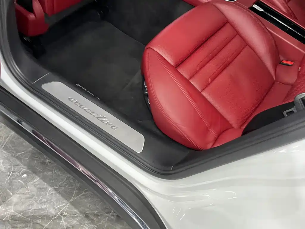 Porsche Panamera — миниатюра 12