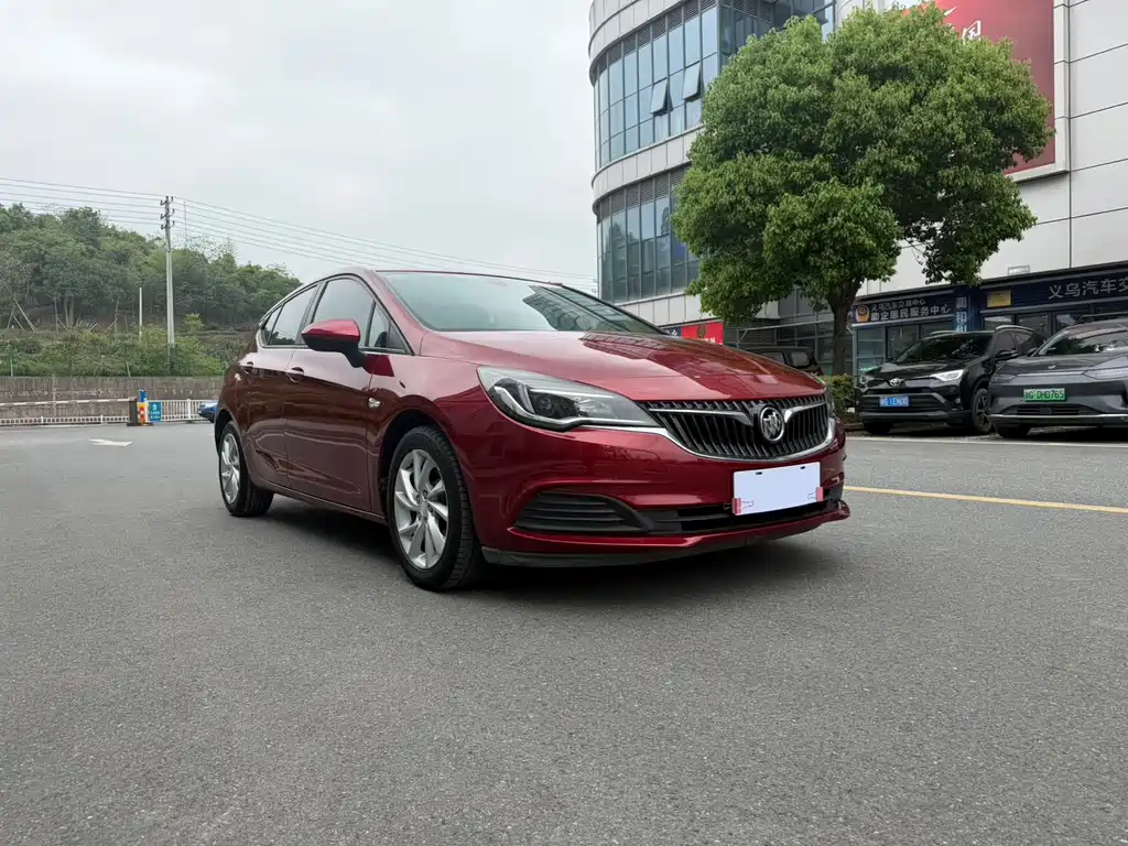 Buick Verano - фото 3