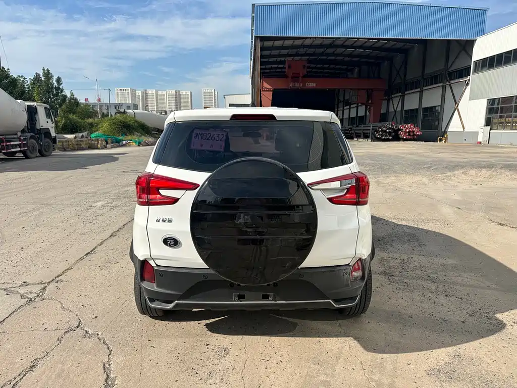 BYD Yuan EV — миниатюра 6