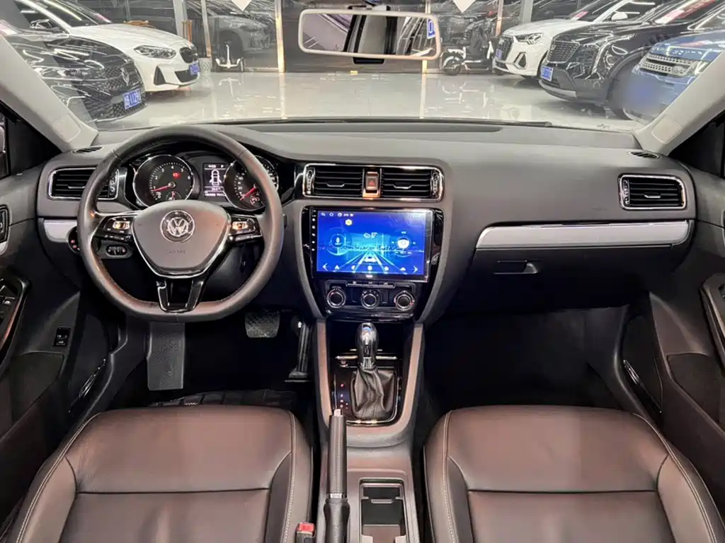 Volkswagen Sagitar — миниатюра 14