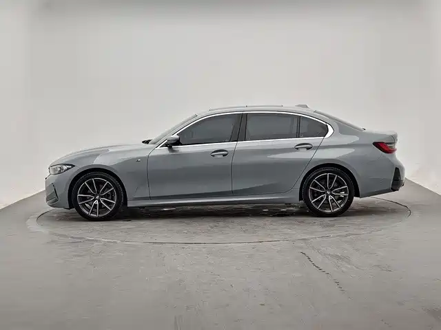 BMW 3 Series — миниатюра 4