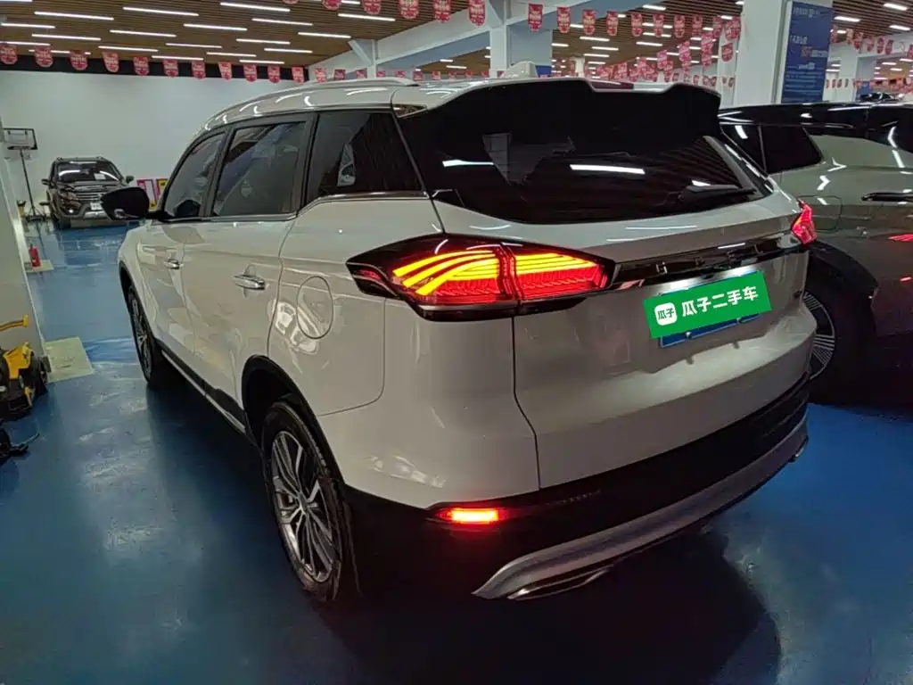 Geely Boyue — миниатюра 5