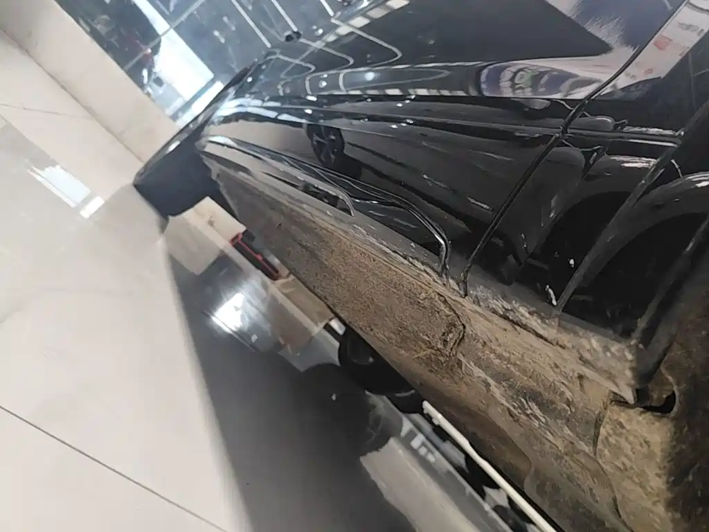 Audi Q5L — миниатюра 21