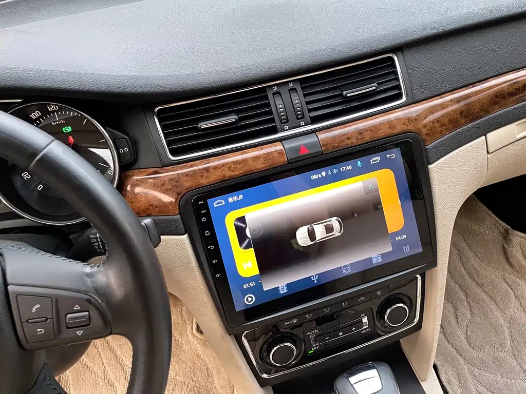 Skoda Superb — миниатюра 15