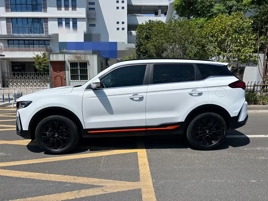 Geely Boyue — миниатюра 9