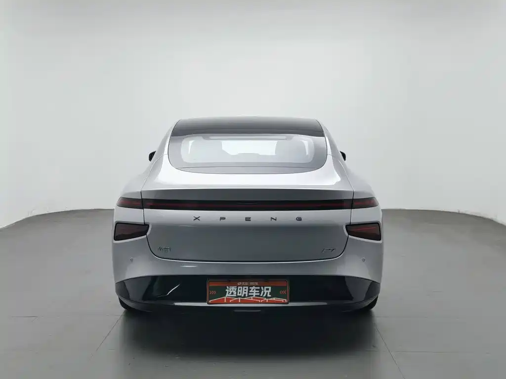 XPeng P7 — миниатюра 4