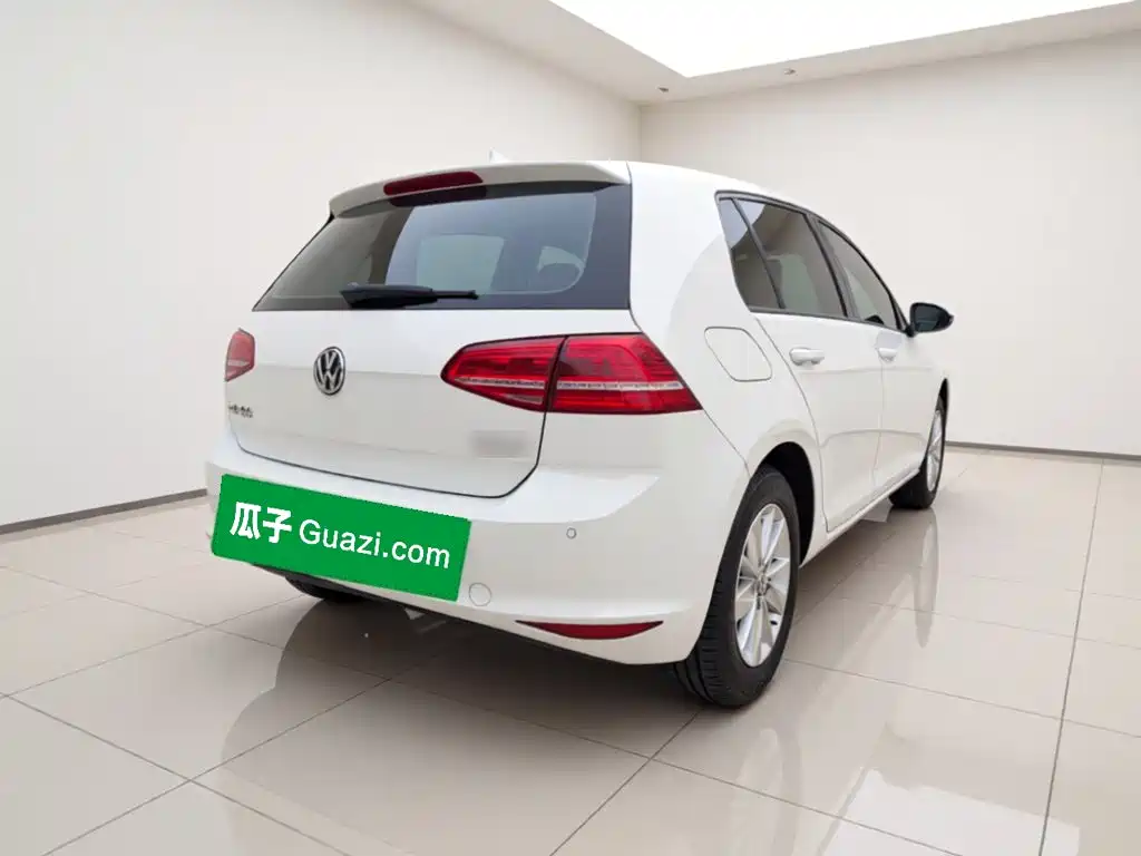 Volkswagen Golf — миниатюра 4