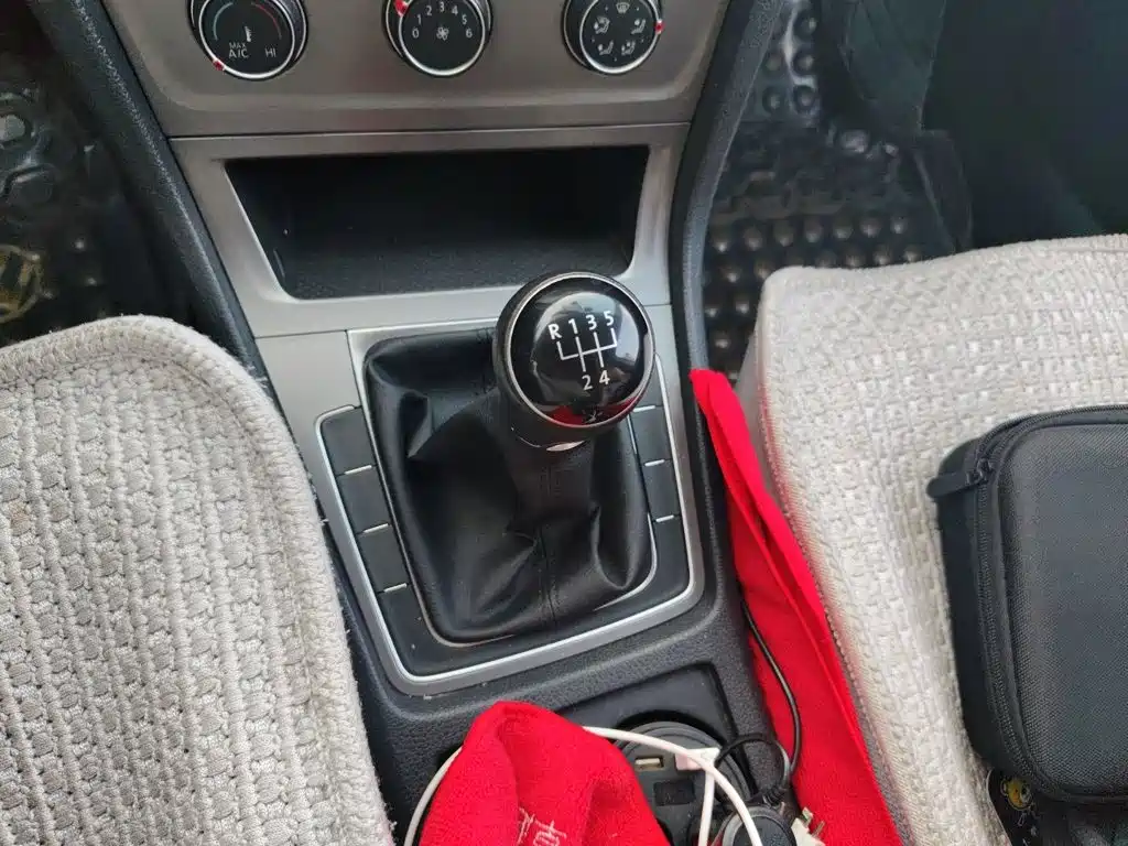 Volkswagen Golf — миниатюра 10